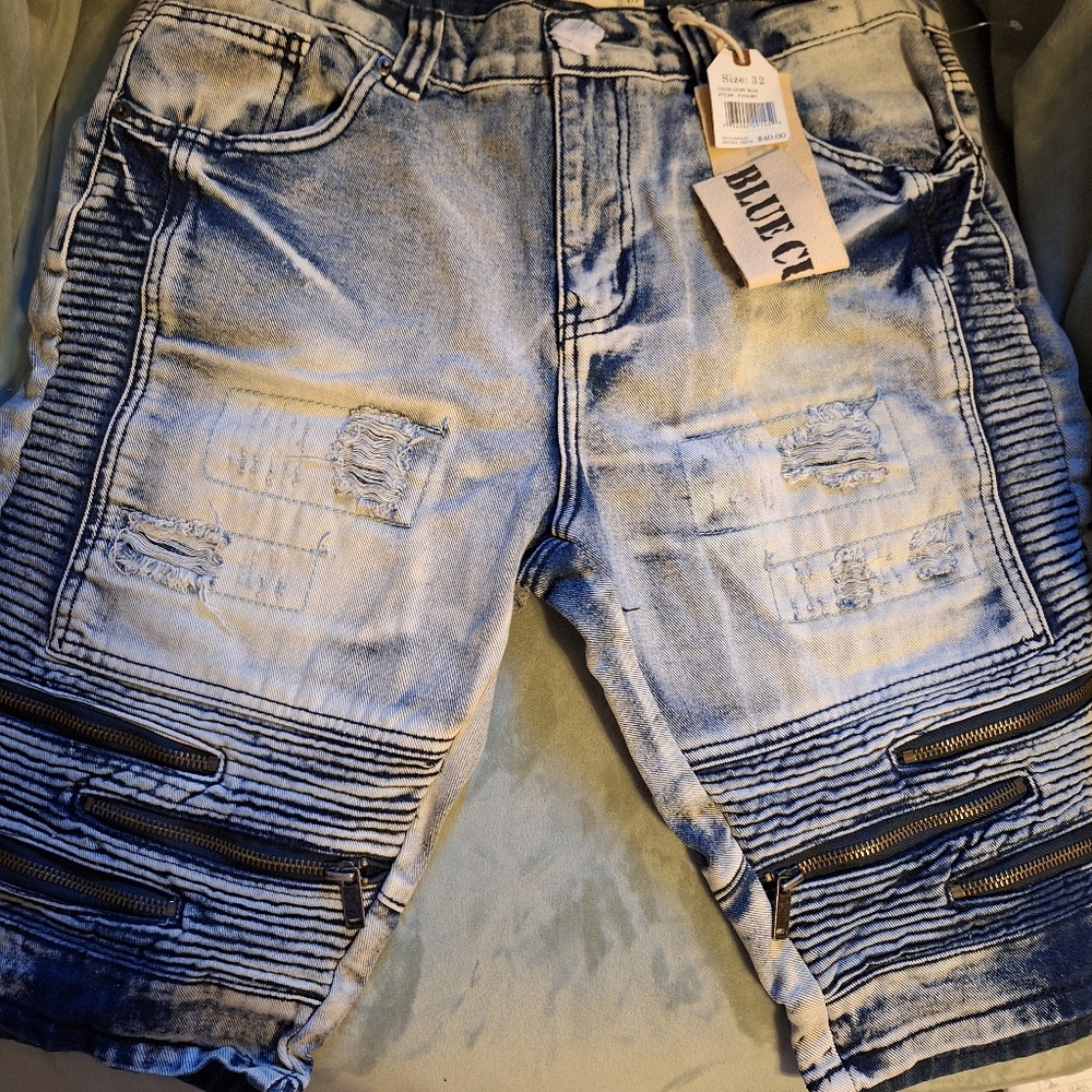 Blue Cult Size 32 Shorts